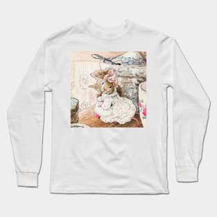 “The Mice Listened to the Tailor” by Beatrix Potter Long Sleeve T-Shirt